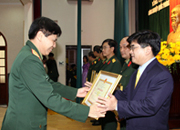 Thủ trướng Chính phủ tặng Bằng khen cho Tổng công ty Bảo hiểm Quân đội